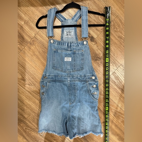 Levi Denim Overalls with Frayed Hem - Picture 4 of 10